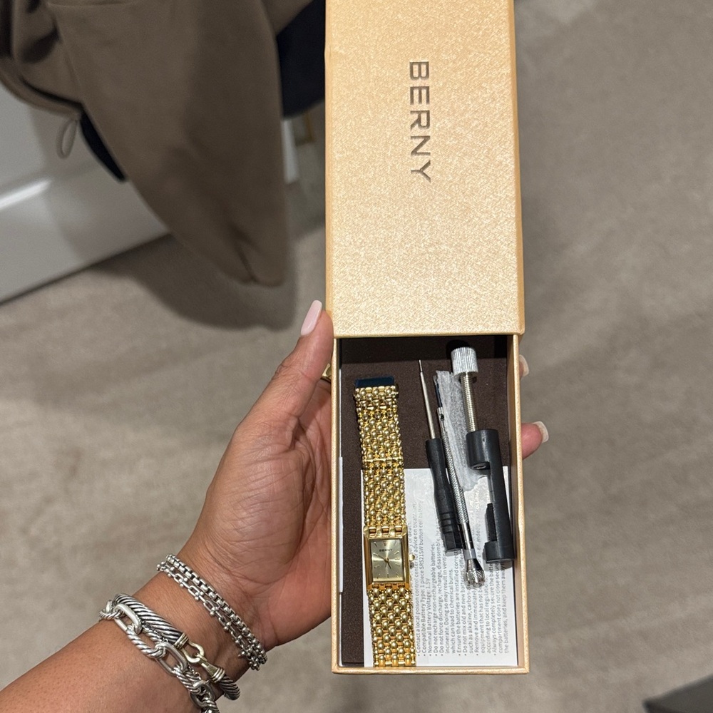 Berny Gold Watch with Tool Set